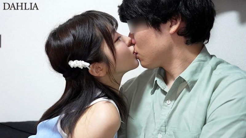 DLDSS-462 screenshot 2 First time in my life! I'm visiting a virgin's house for the first time!! Dahlia's exclusive AV actress's technique fails!? A soothing, lovey-dovey, ultra-realistic first-time deflowering special!!! Zenba Mami