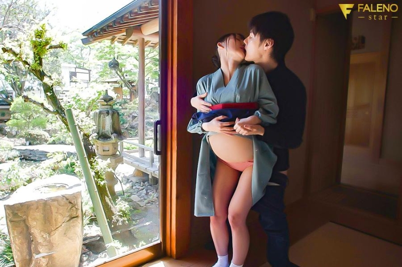 FNS-101 screenshot 10 A maid who secretly seduces her husband who came on honeymoon to have a baby with dirty talk and has sex with him - Momo Misono