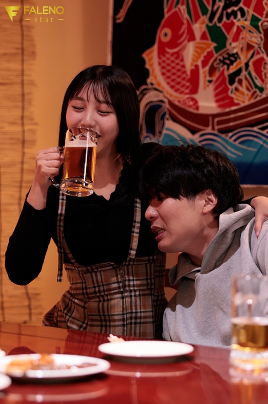 FNS-196 screenshot 2 I knew it would all be over if I did it, but I succumbed to the allure of my crush's best friend's big breasts and big butt because she was too close. (Hamabe Yayoi)